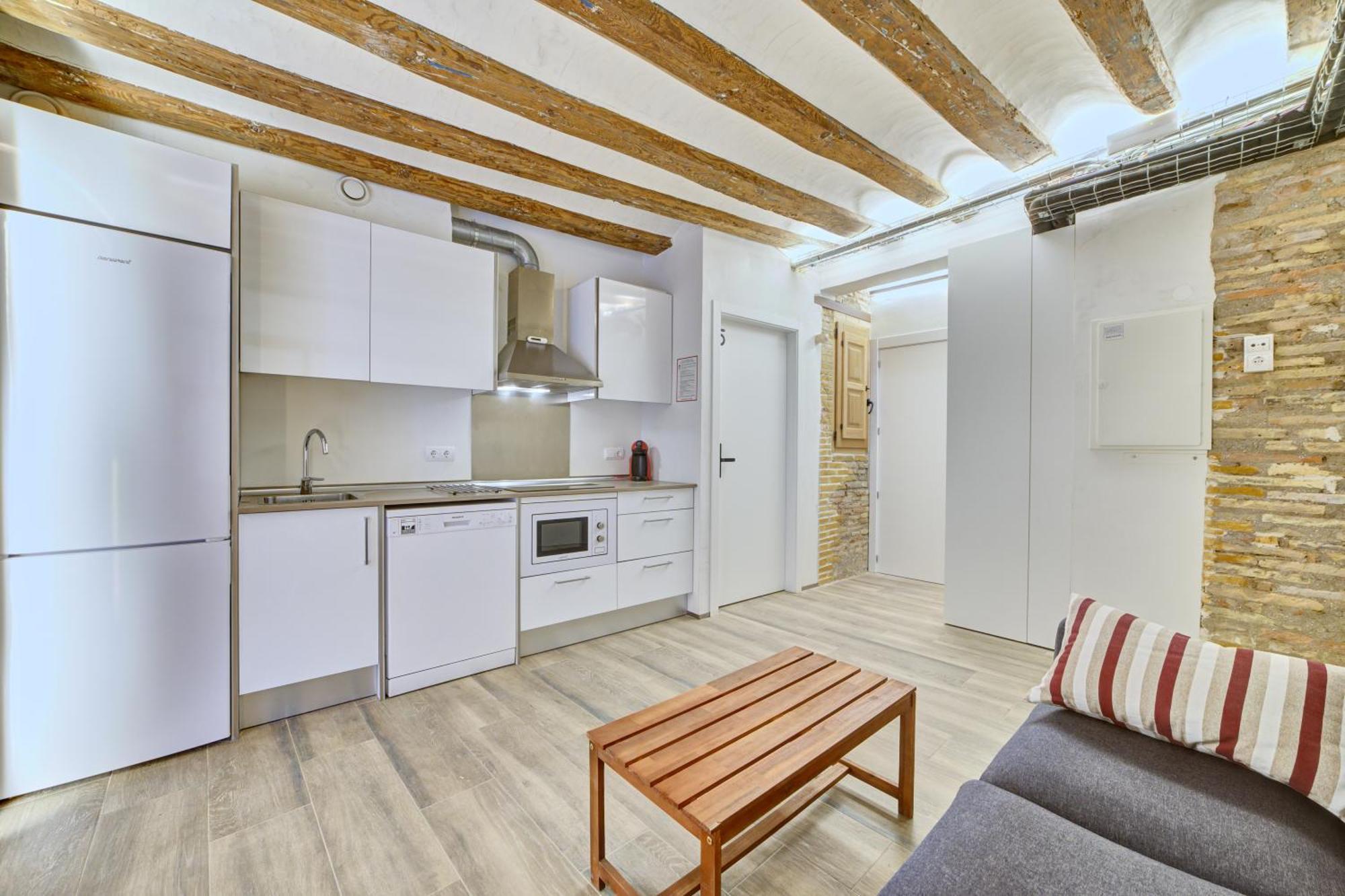 Casa Bidaiari By Clabao Apartment ปัมโปลนา ภายนอก รูปภาพ